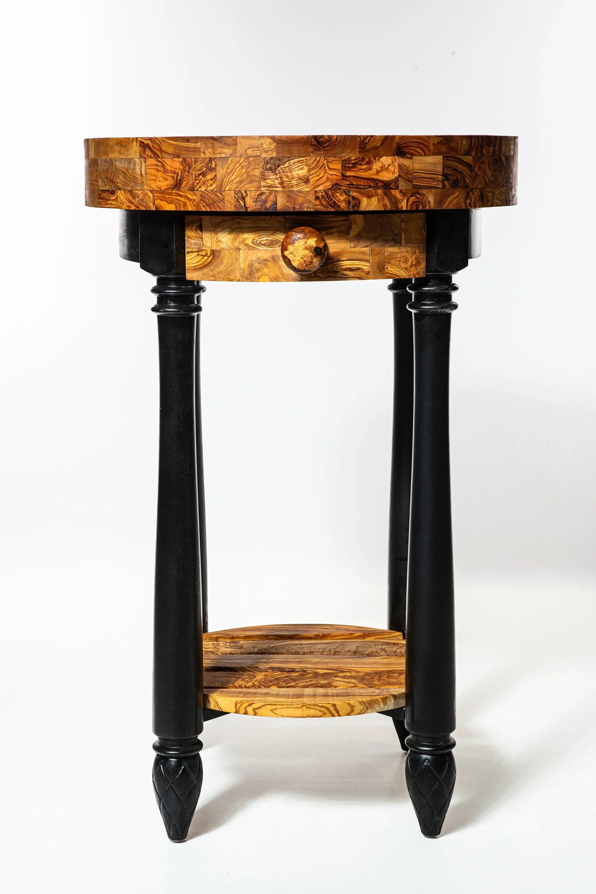 Olive wood unnamed product – handcrafted, natural design