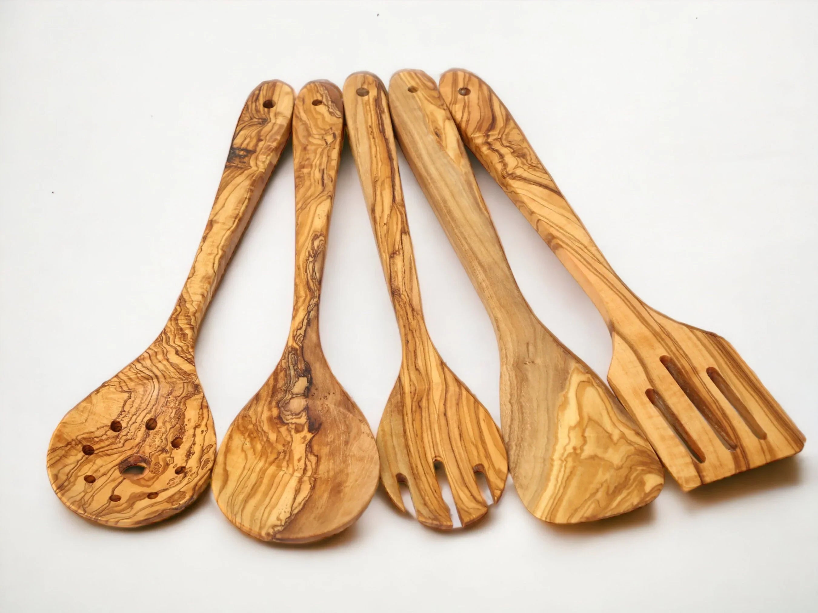 Olive wood unnamed product – handcrafted, natural design