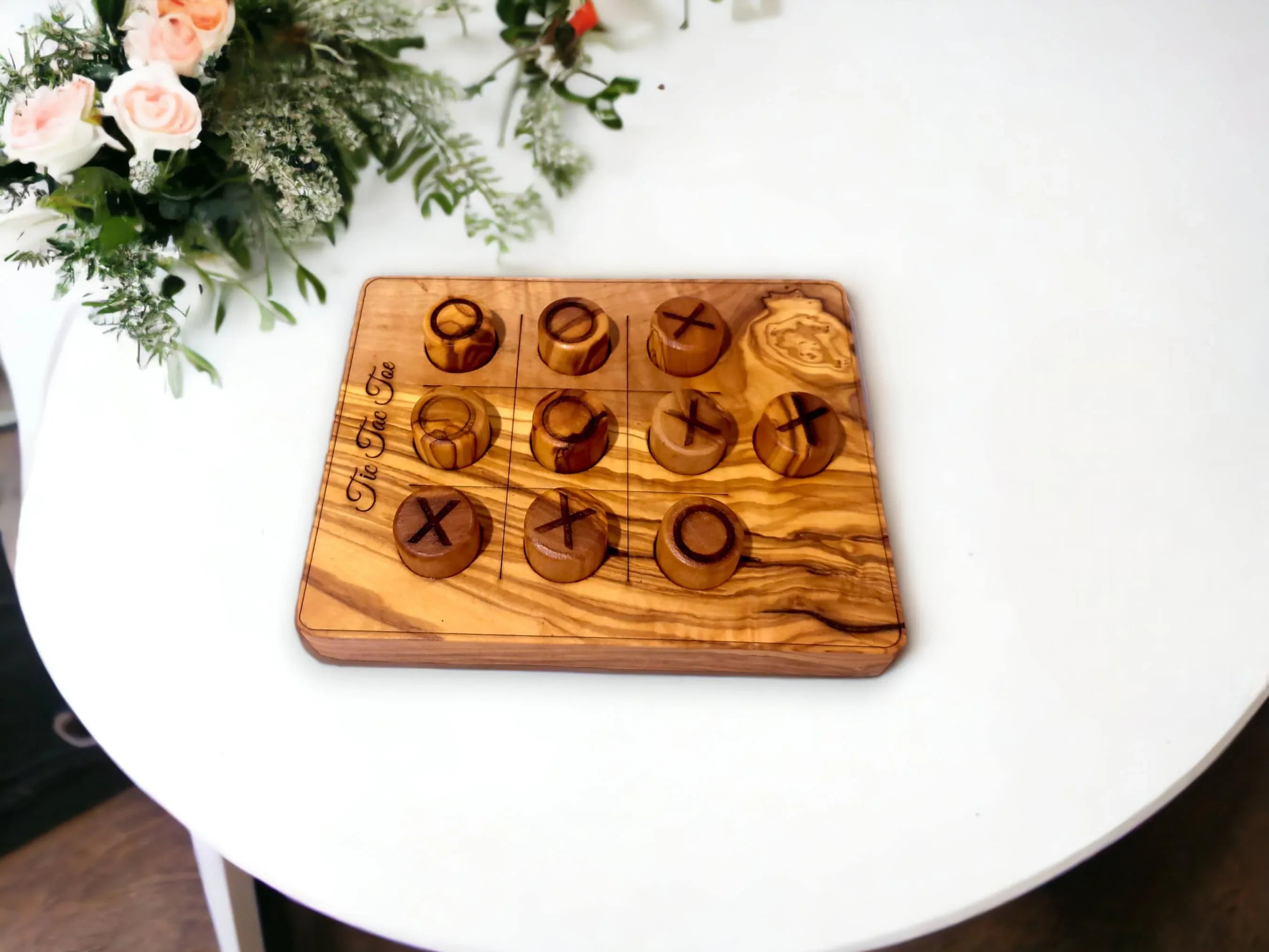 Olive wood tic tac toe/noughts and – handcrafted, natural design