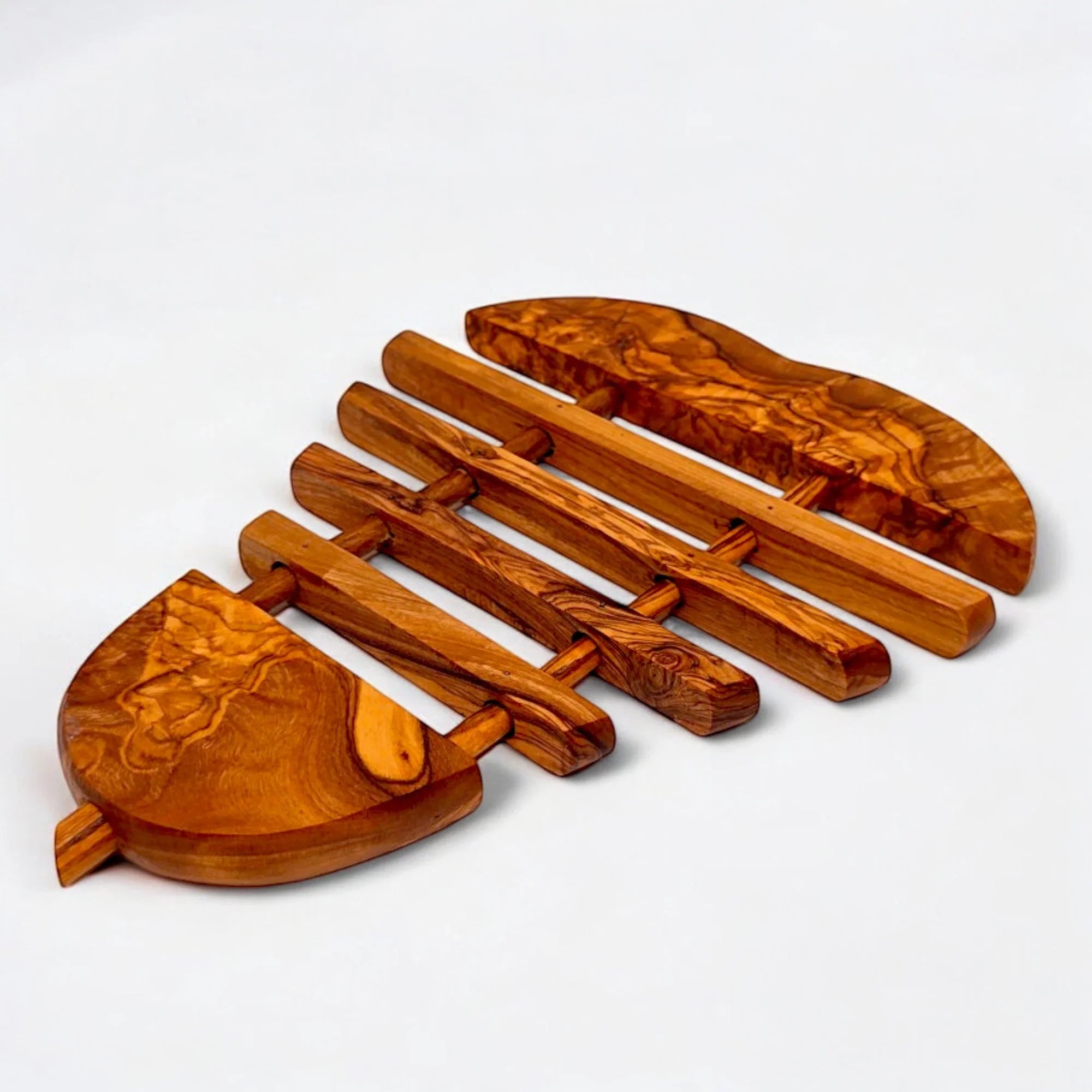 Olive wood pear pan coaster 21 – handcrafted, natural design