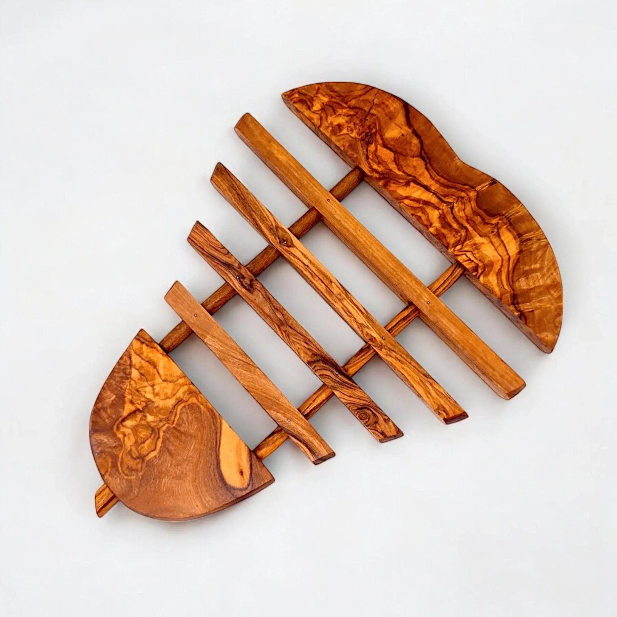 Olive wood unnamed product – handcrafted, natural design