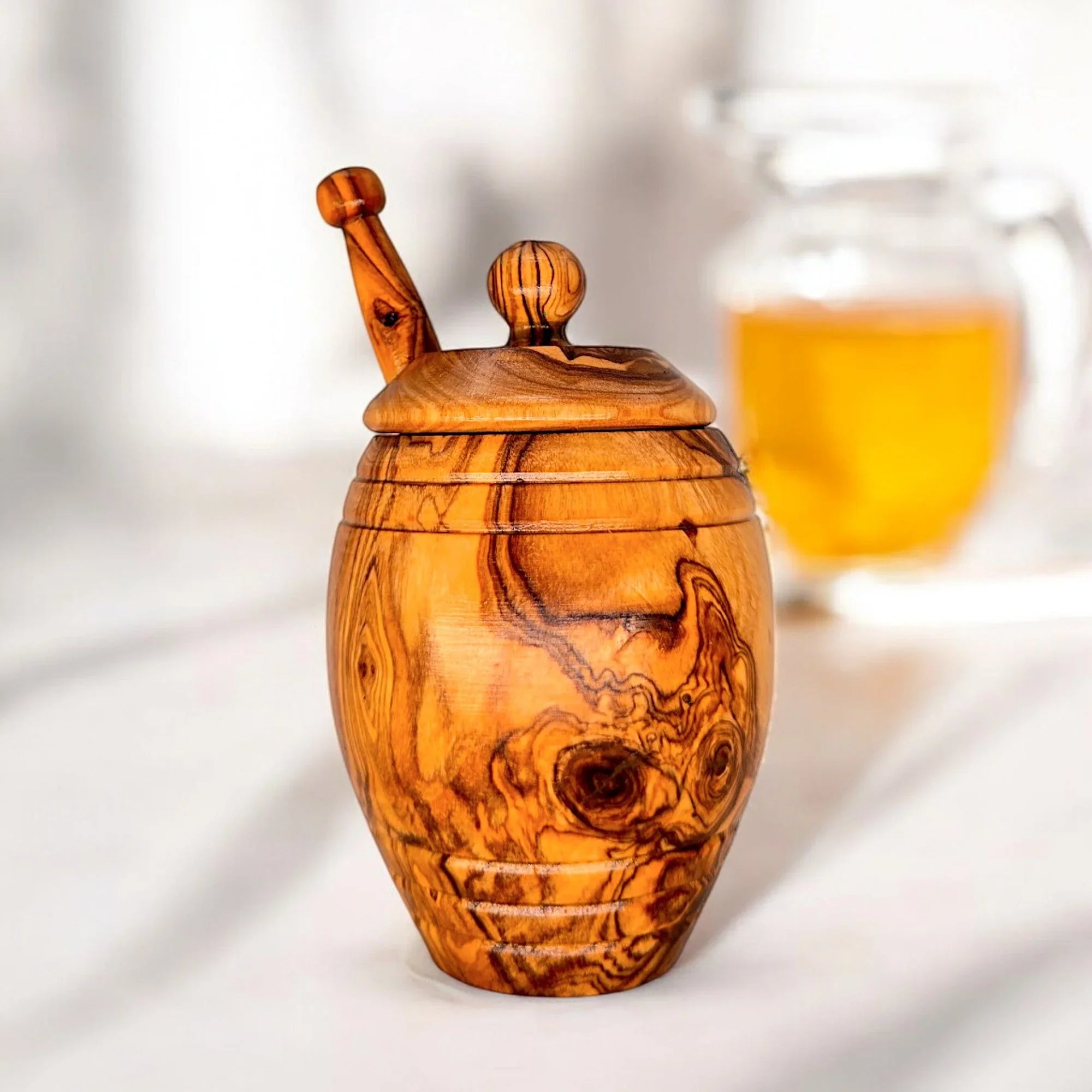 Olive wood unnamed product – handcrafted, natural design