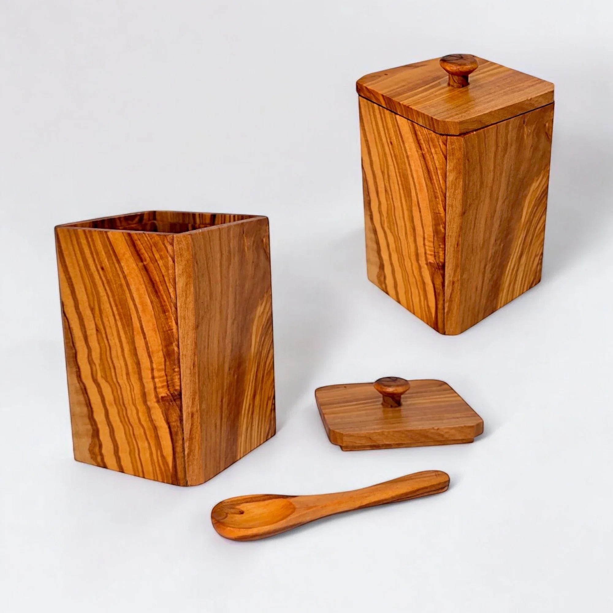 Olive wood set of 2 spice – handcrafted, natural design
