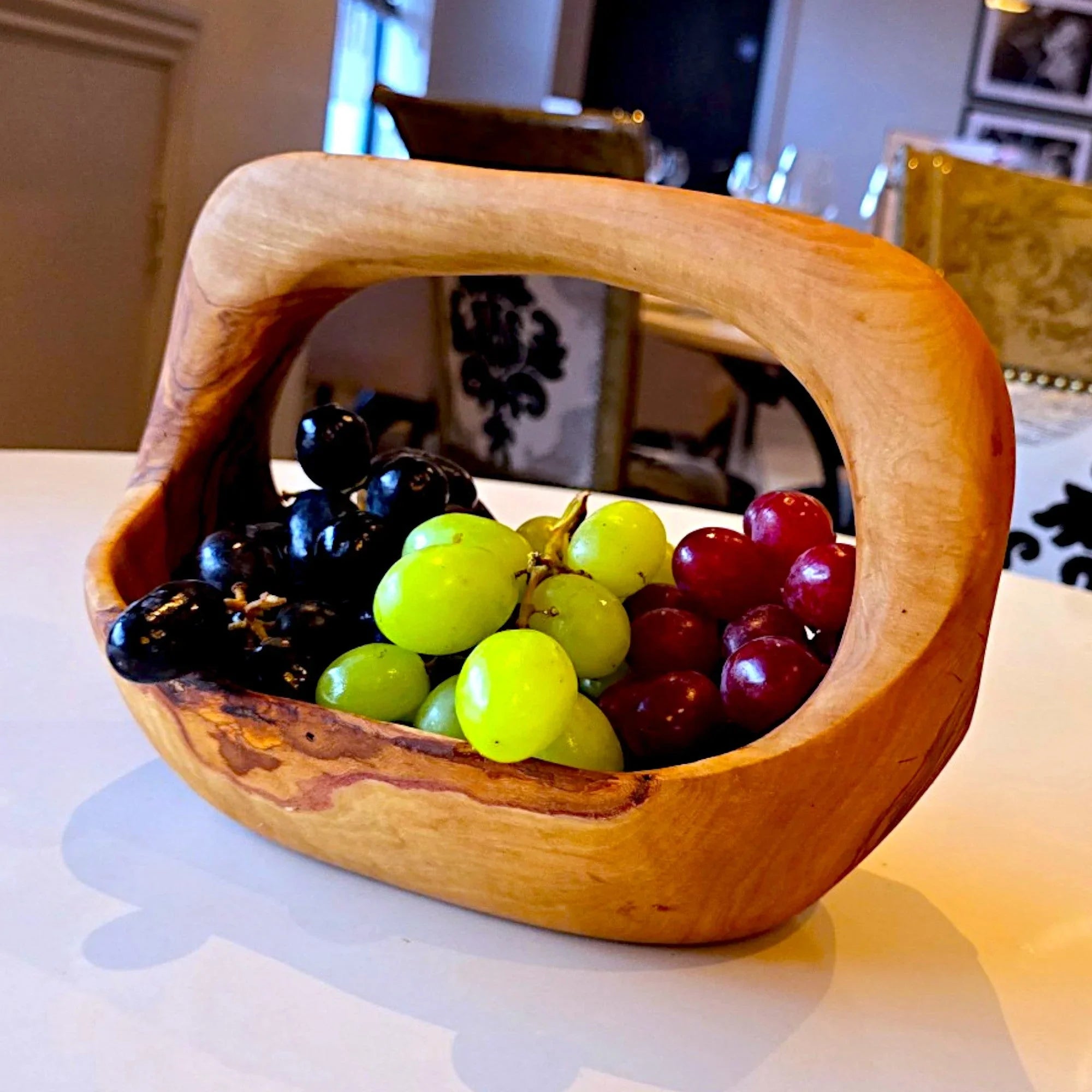 Olive wood unnamed product – handcrafted, natural design