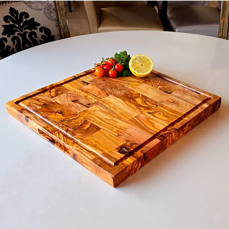 Olive wood unnamed product – handcrafted, natural design