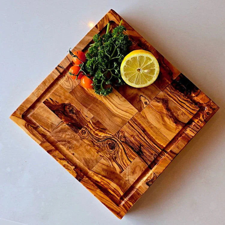 Olive wood unnamed product – handcrafted, natural design