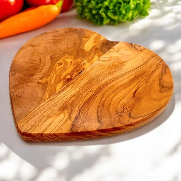 Olive wood unnamed product – handcrafted, natural design