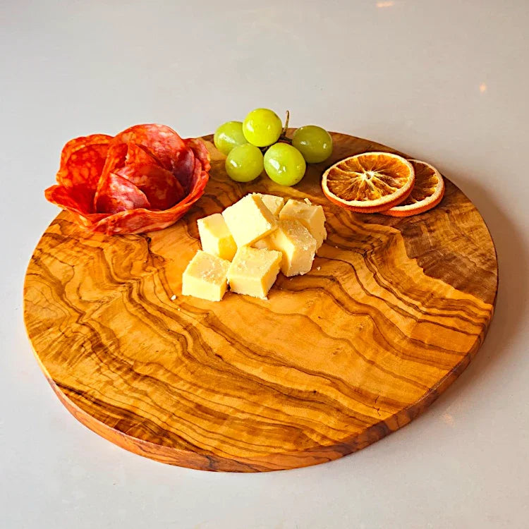 Olive wood unnamed product – handcrafted, natural design