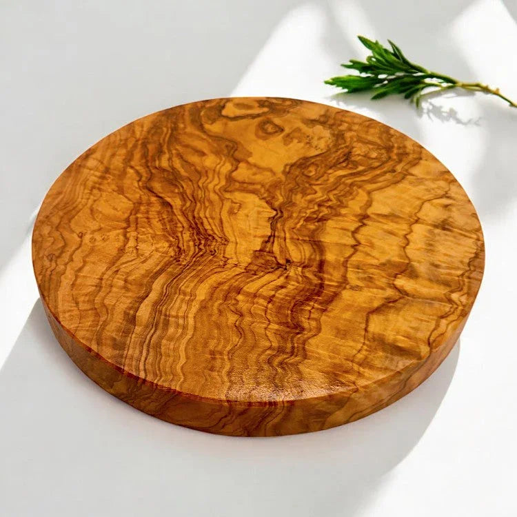 Olive wood unnamed product – handcrafted, natural design