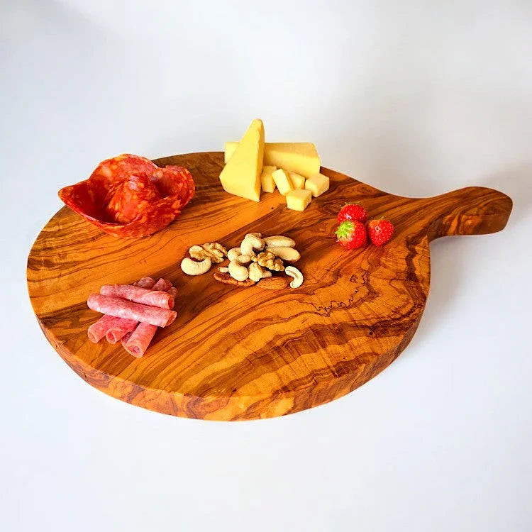 Olive wood unnamed product – handcrafted, natural design