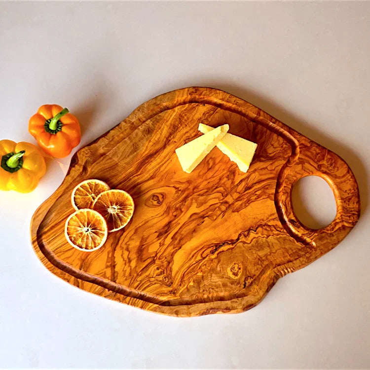 Olive wood unnamed product – handcrafted, natural design