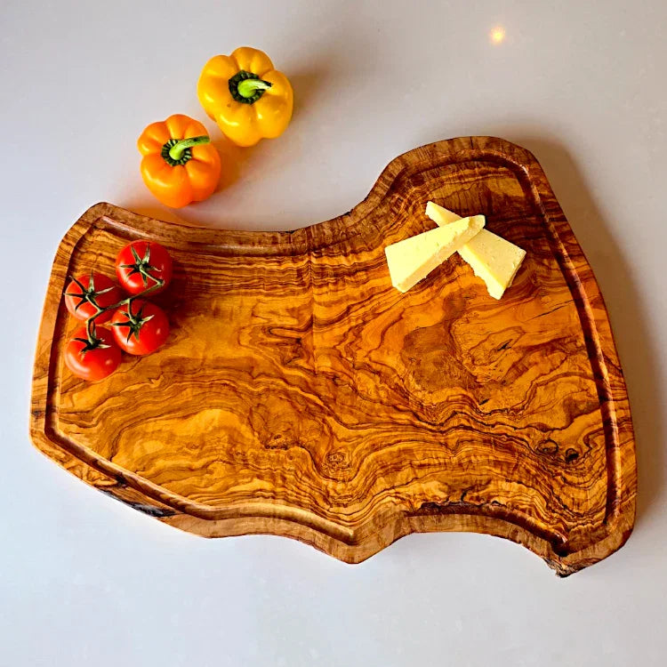 Olive wood unnamed product – handcrafted, natural design