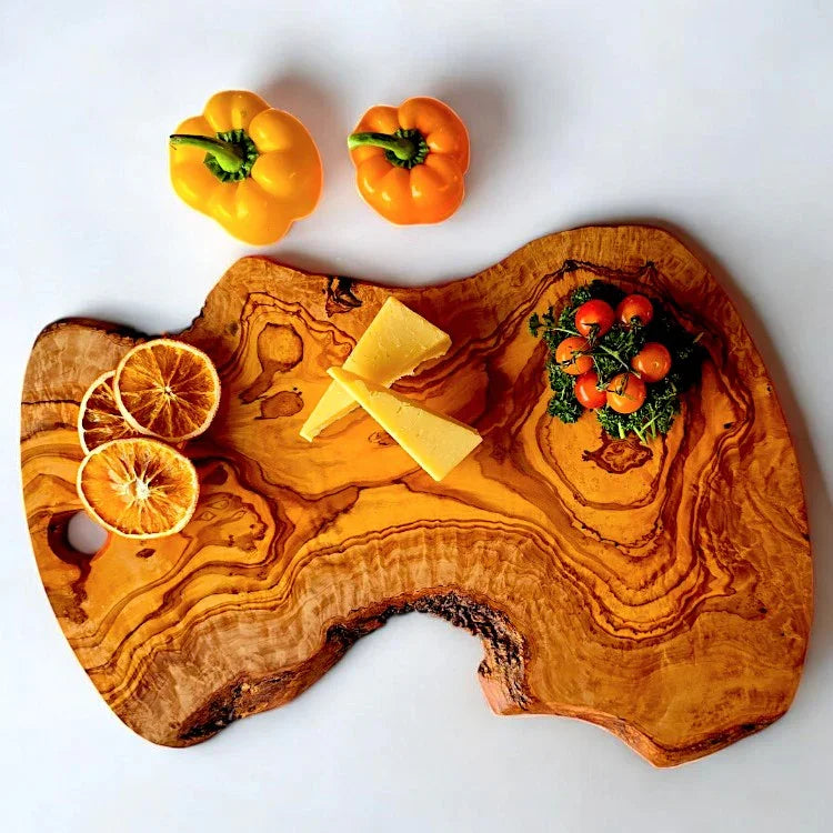 Olive wood unnamed product – handcrafted, natural design
