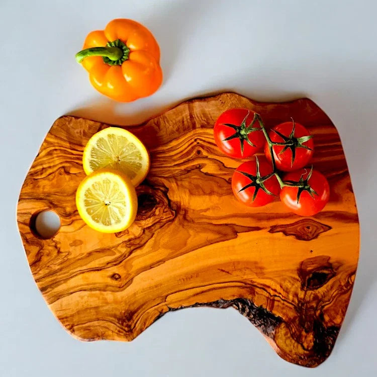 Olive wood unnamed product – handcrafted, natural design