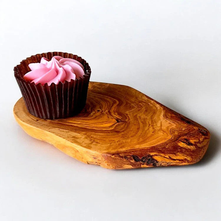 Olive wood unnamed product – handcrafted, natural design