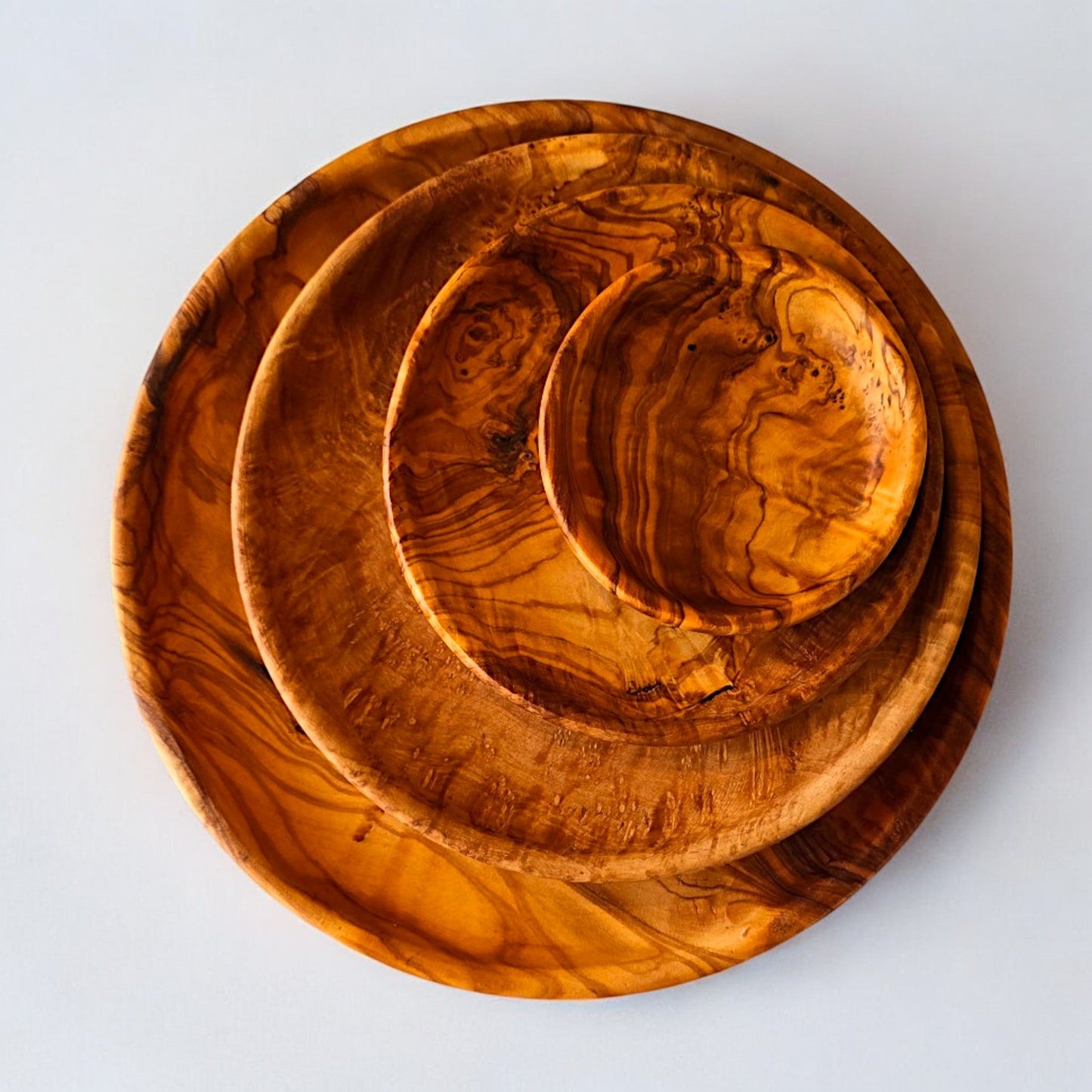 Round Wooden Plate