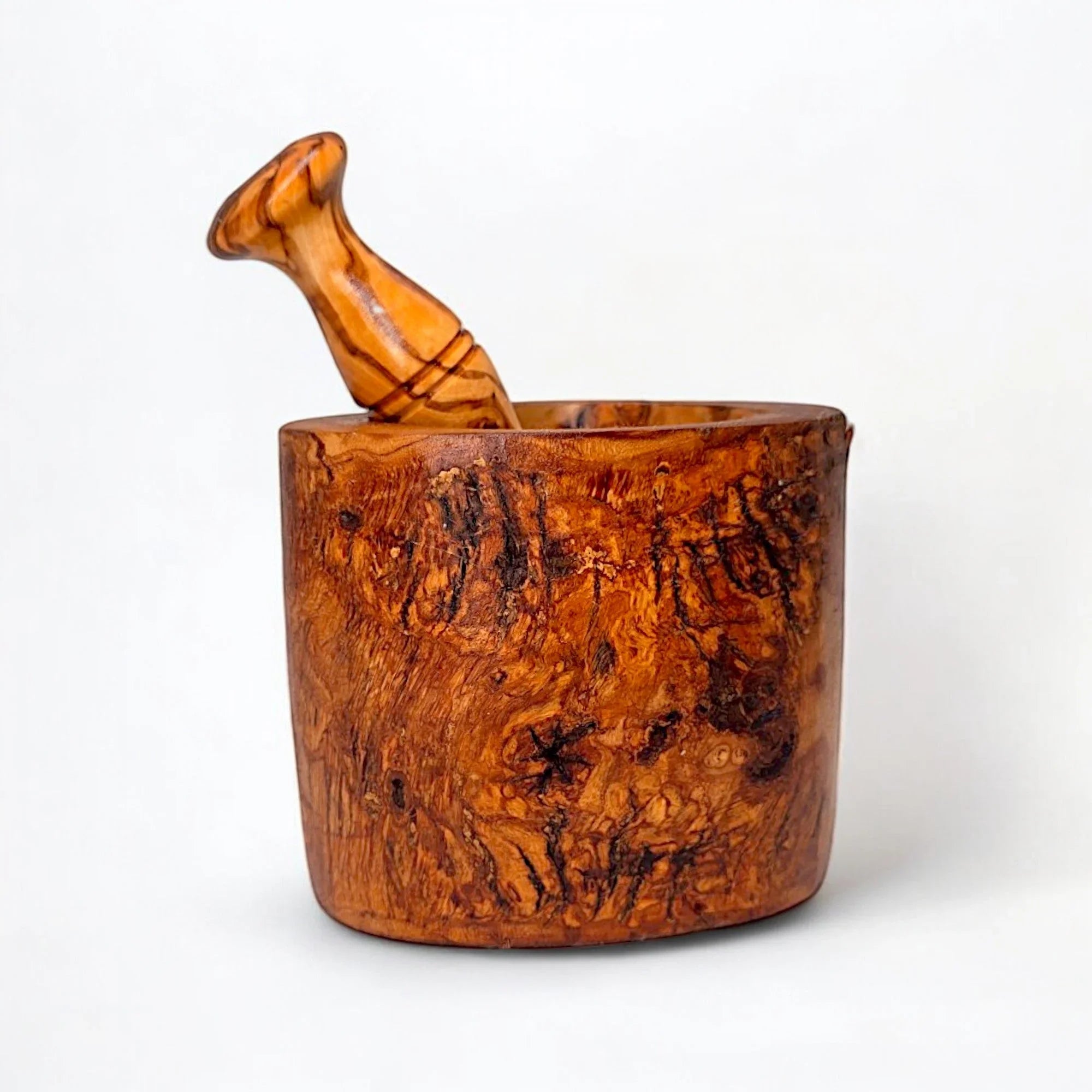 Olive wood unnamed product – handcrafted, natural design