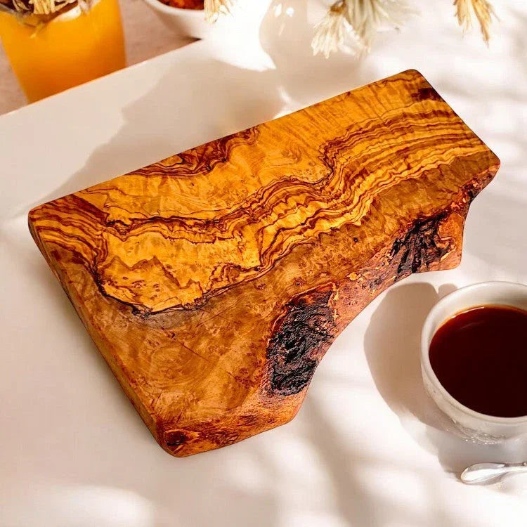 Olive wood unnamed product – handcrafted, natural design