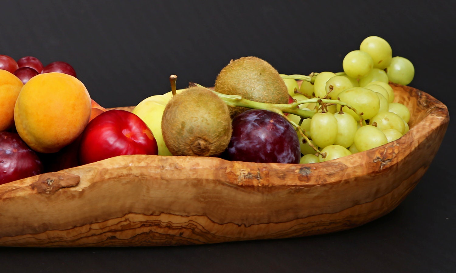 Olive Wood Handcrafted Flat Wooden Fruit Bowl Display Basket