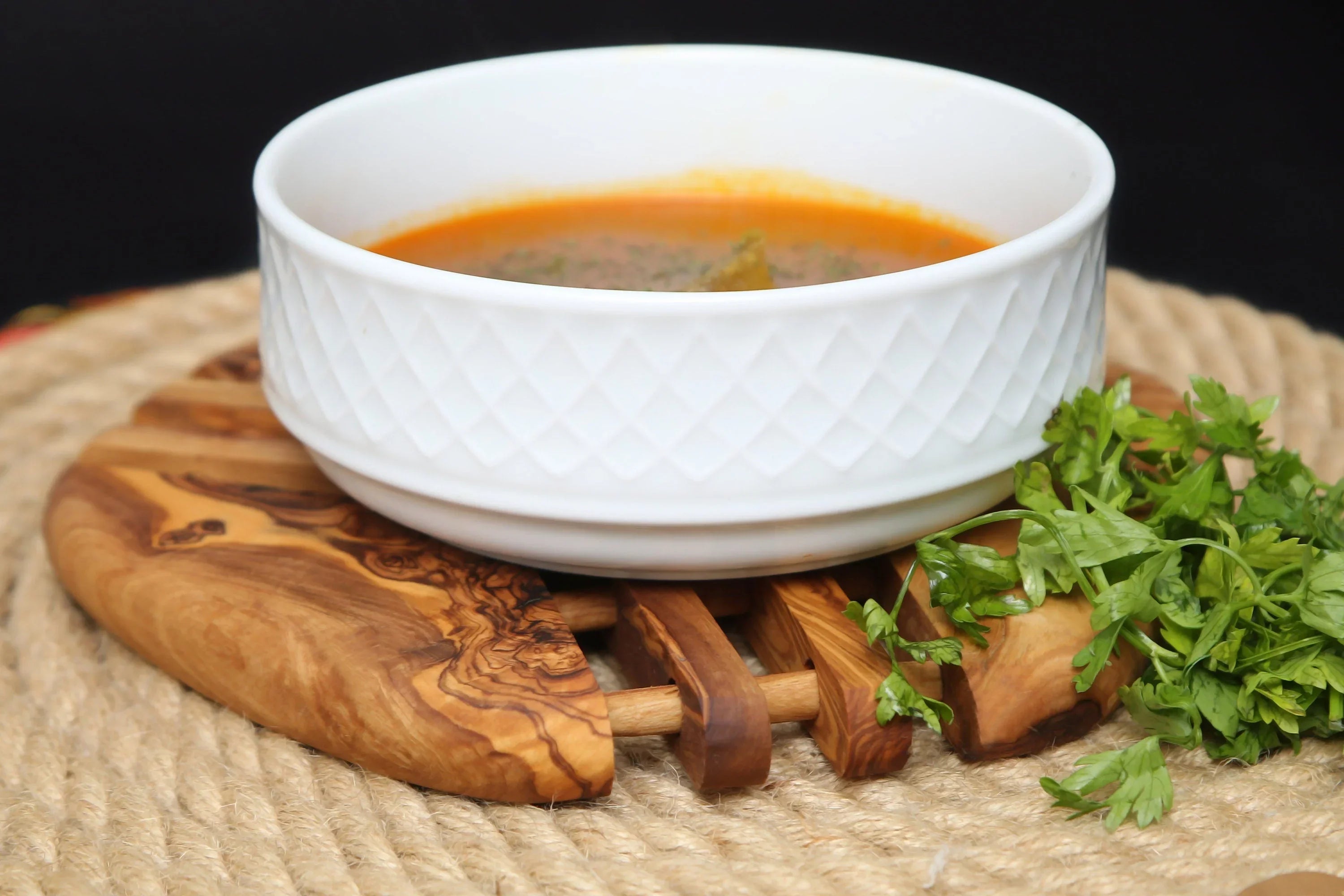 Olive wood unnamed product – handcrafted, natural design