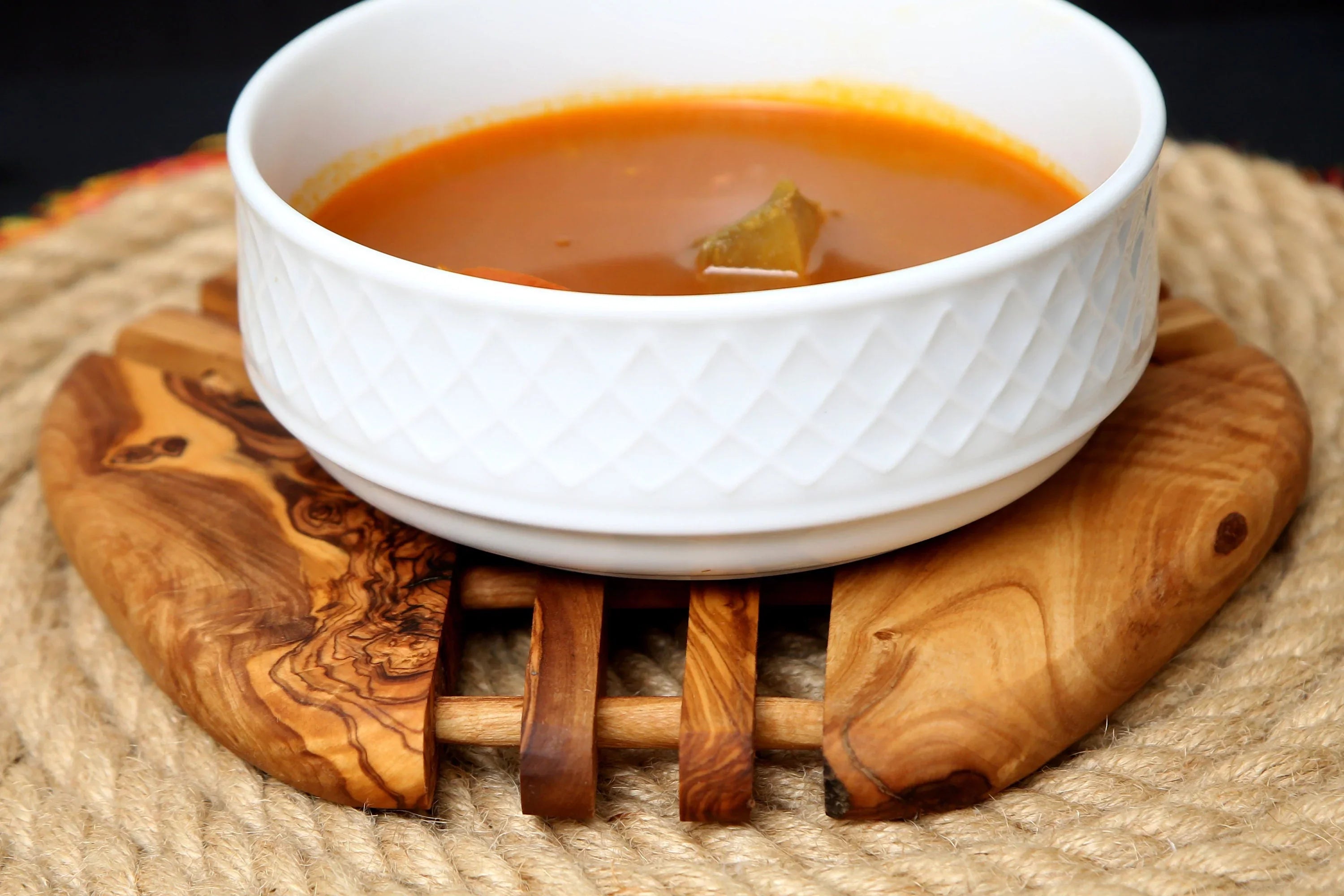 Olive wood unnamed product – handcrafted, natural design
