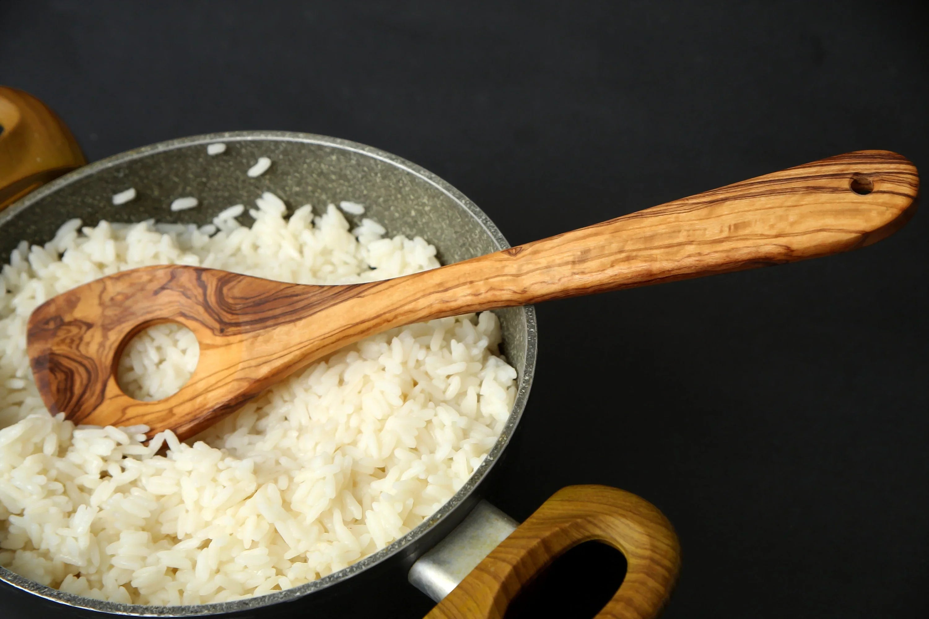 Olive wood unnamed product – handcrafted, natural design