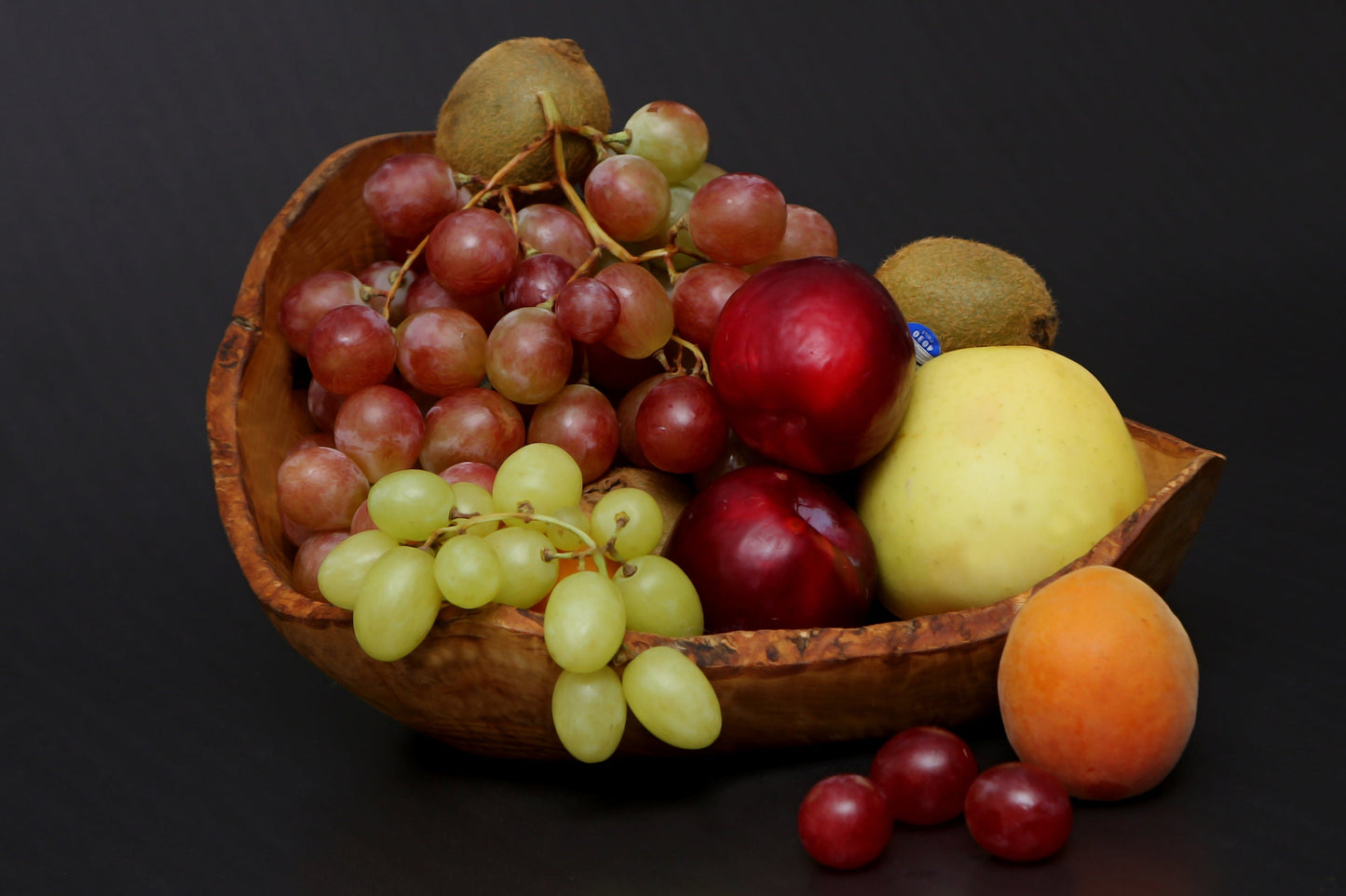 Olive Wood Handcrafted Flat Wooden Fruit Bowl Display Basket