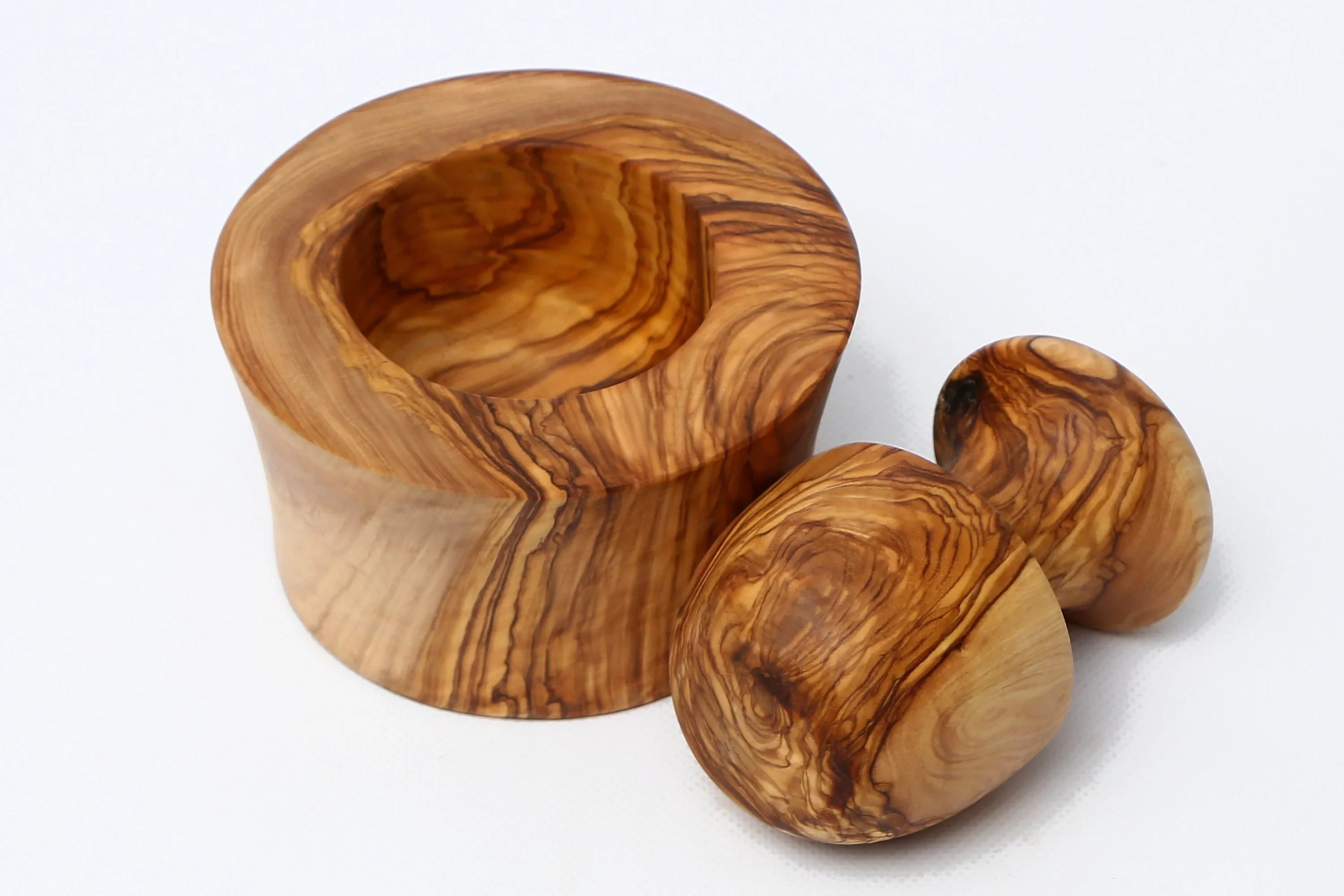 Olive wood unnamed product – handcrafted, natural design