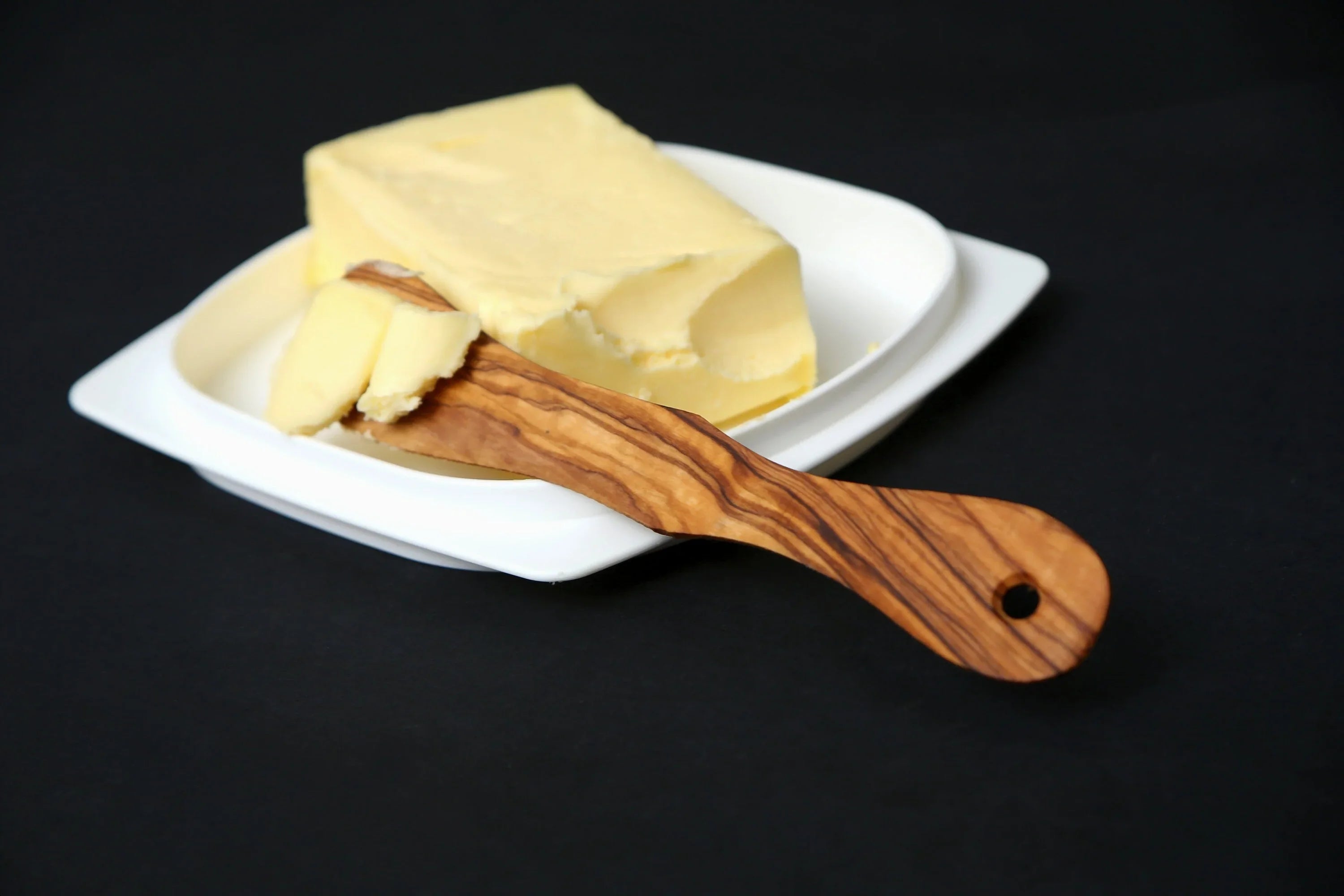Olive wood wooden butter knife 17 – handcrafted, natural design