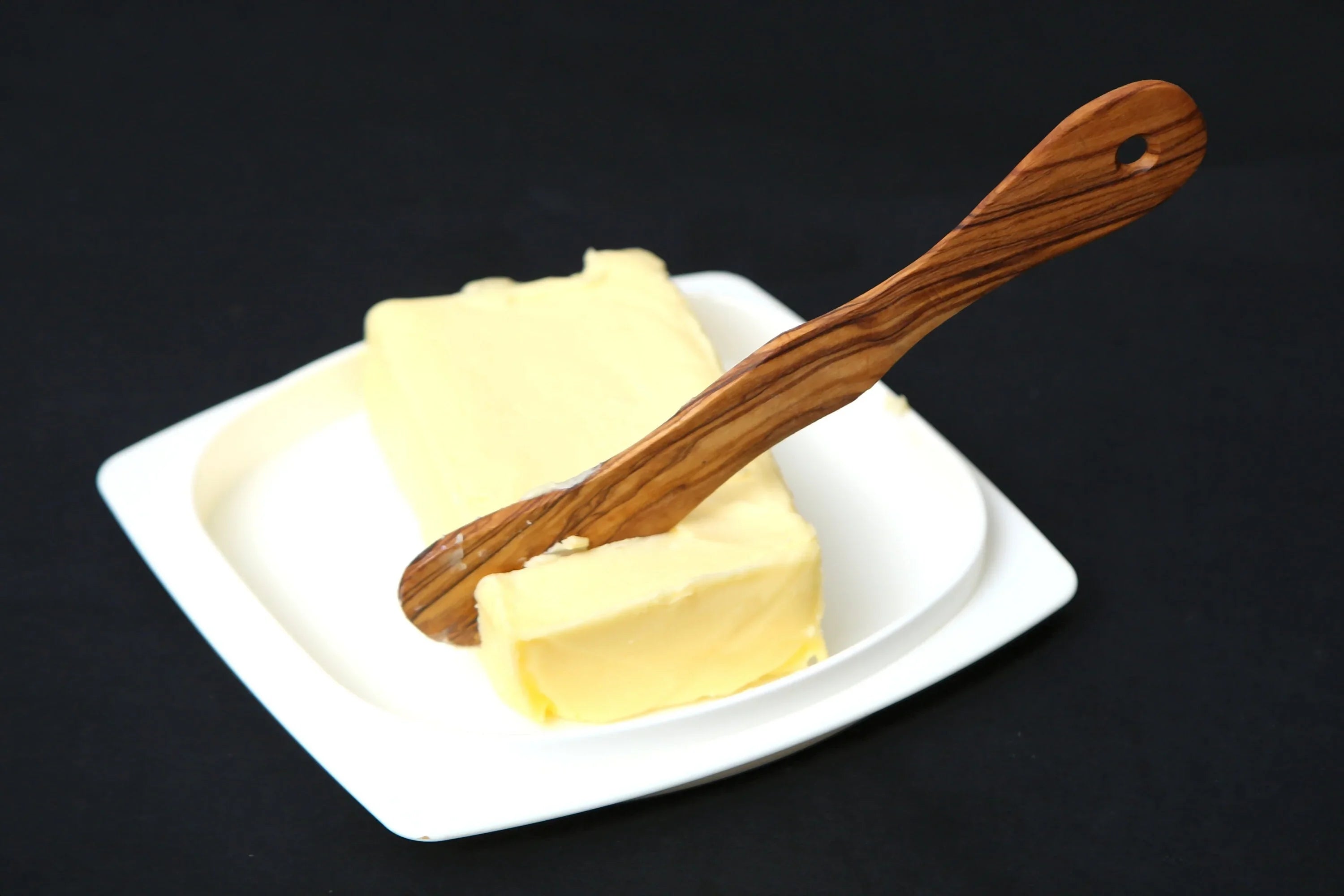 Olive wood unnamed product – handcrafted, natural design