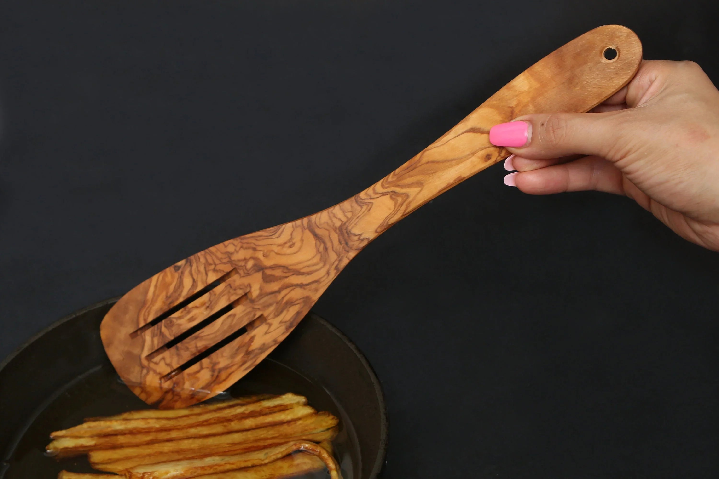 Olive wood unnamed product – handcrafted, natural design