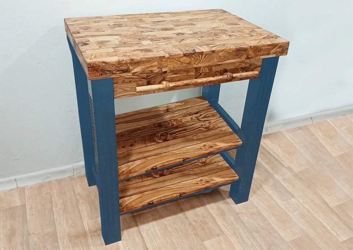 Olive wood unnamed product – handcrafted, natural design