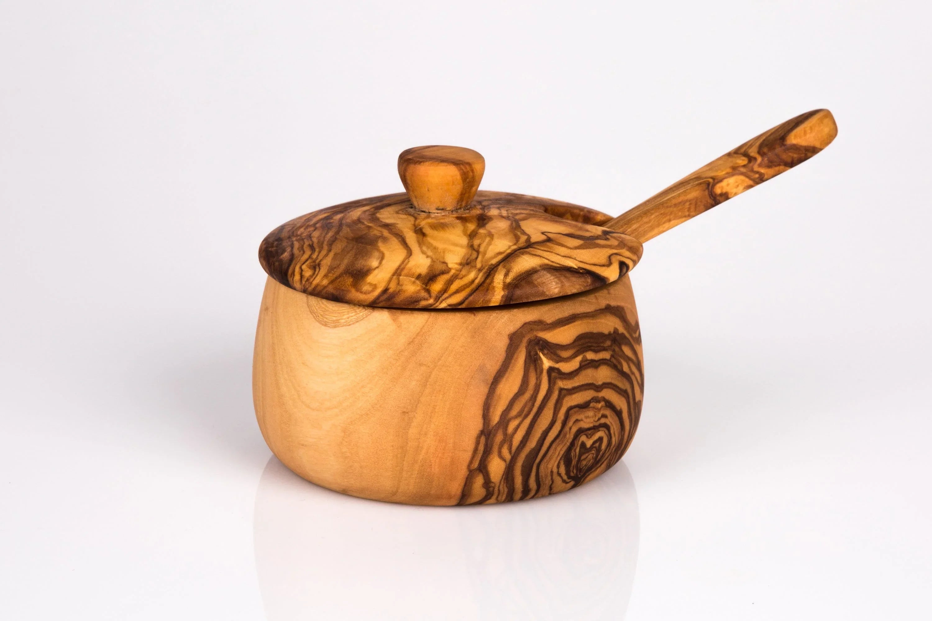 Olive wood unnamed product – handcrafted, natural design