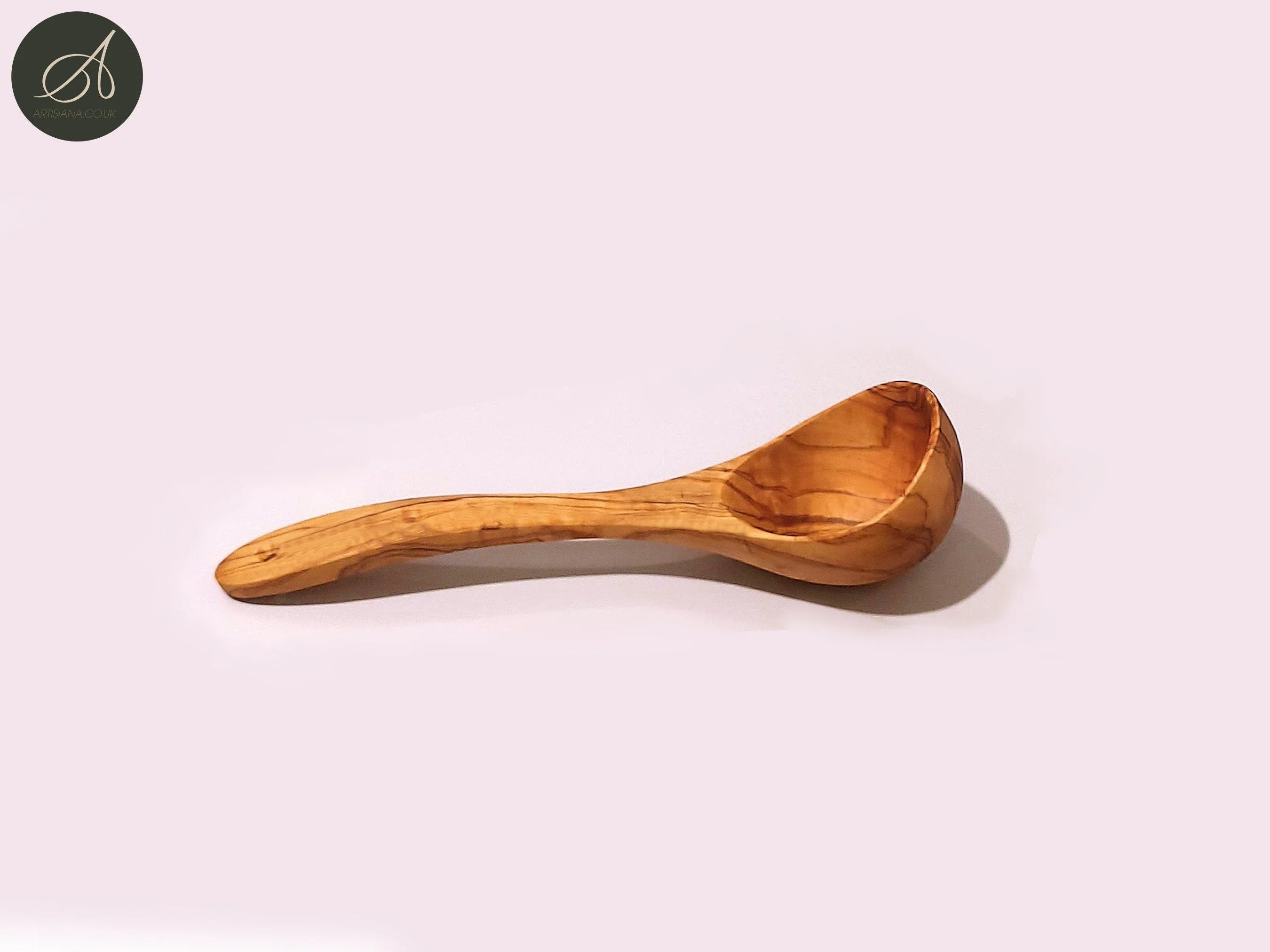 Olive wood unnamed product – handcrafted, natural design