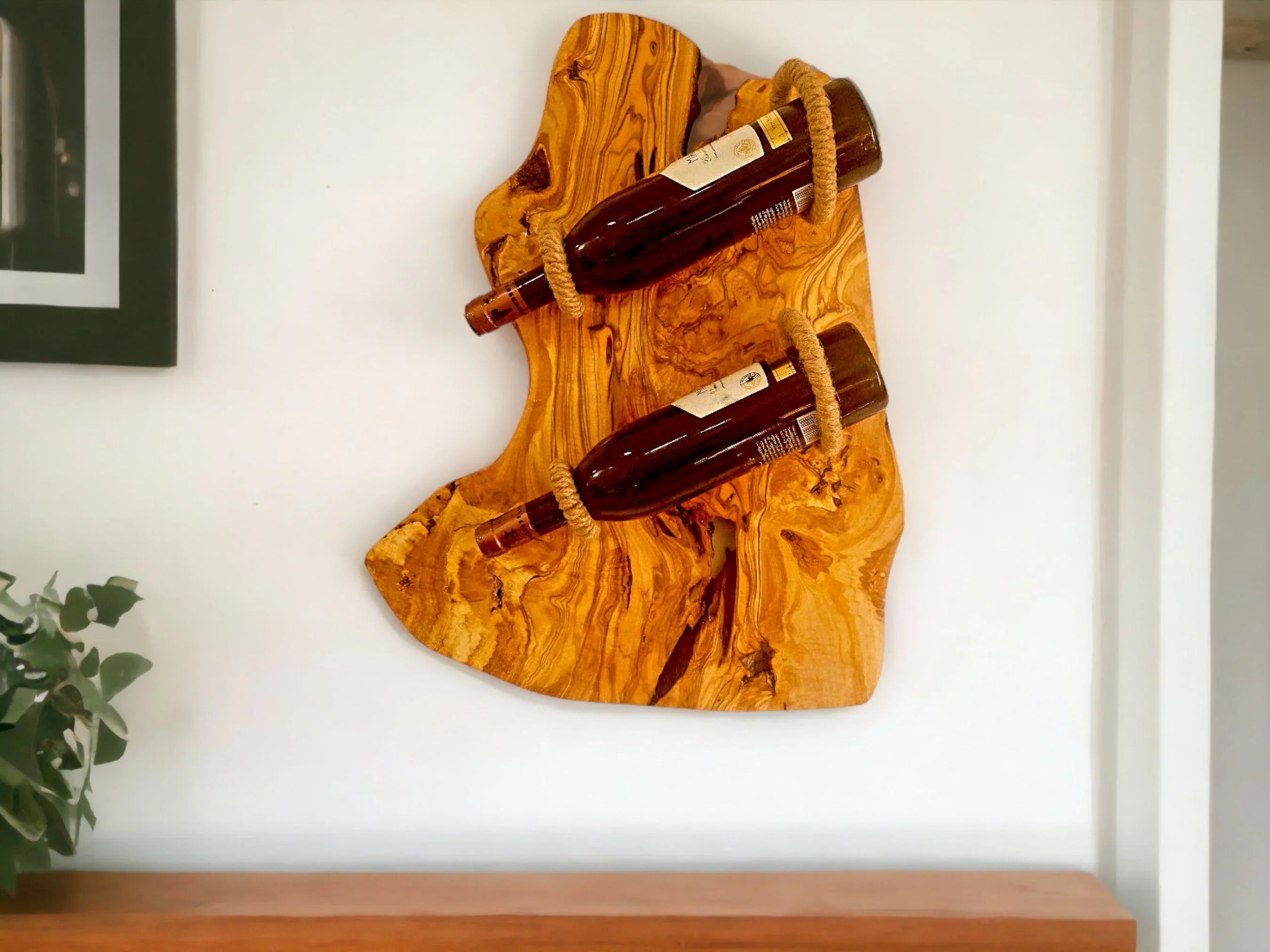 Olive wood unnamed product – handcrafted, natural design