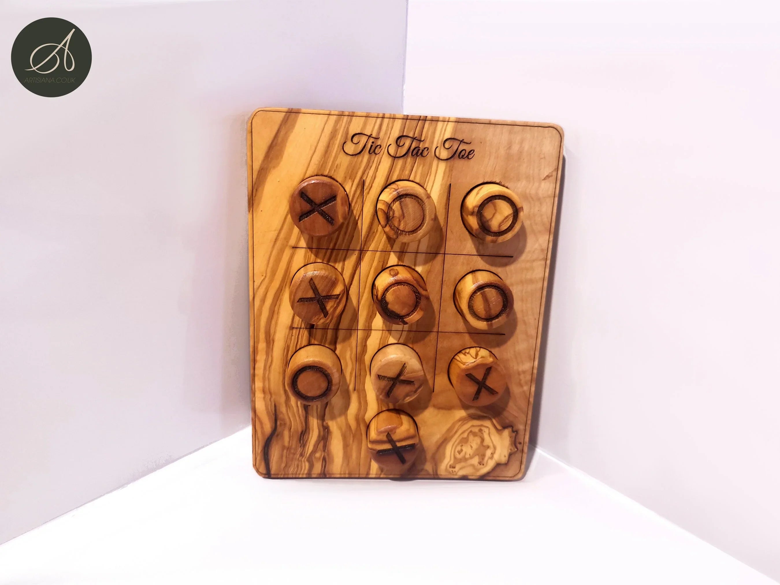 Olive wood unnamed product – handcrafted, natural design