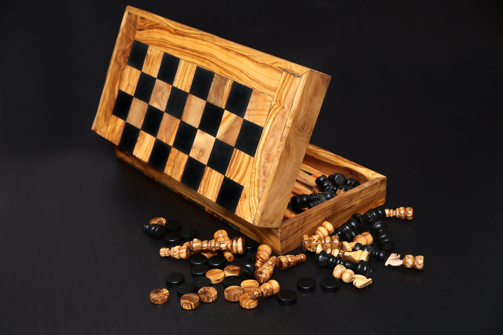 OliveArt | Olive Wood 2 in 1 Hand Crafted Backgammon And Chess Set 40 cm x 40 cm, Folding Chess Board With Pieces Gift Set