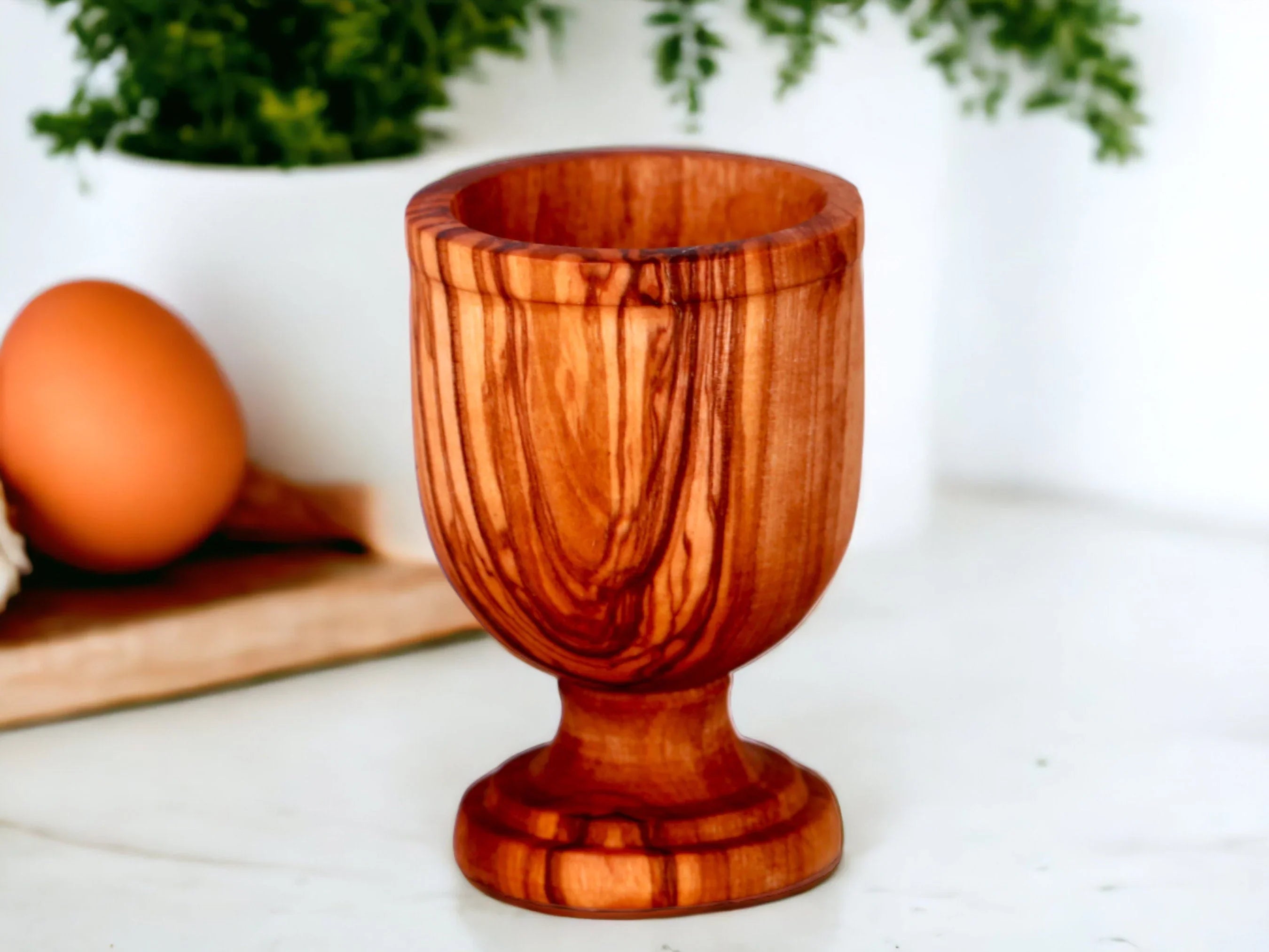 Olive wood unnamed product – handcrafted, natural design