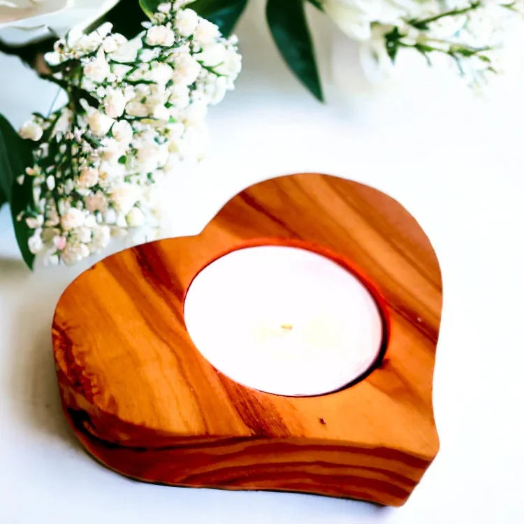 Olive wood unnamed product – handcrafted, natural design