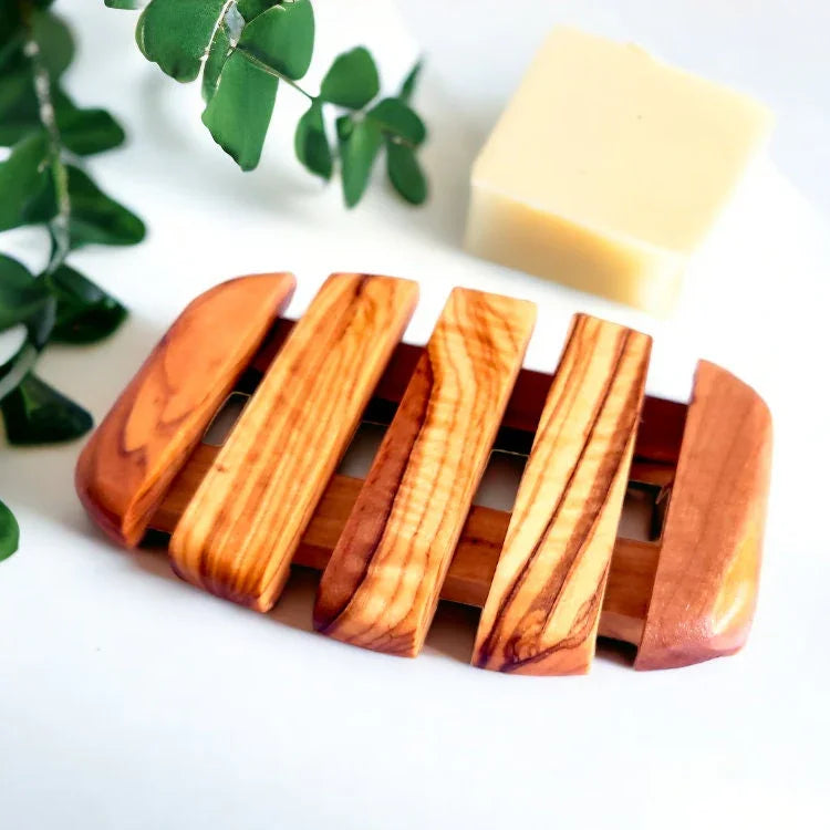 Olive wood unnamed product – handcrafted, natural design