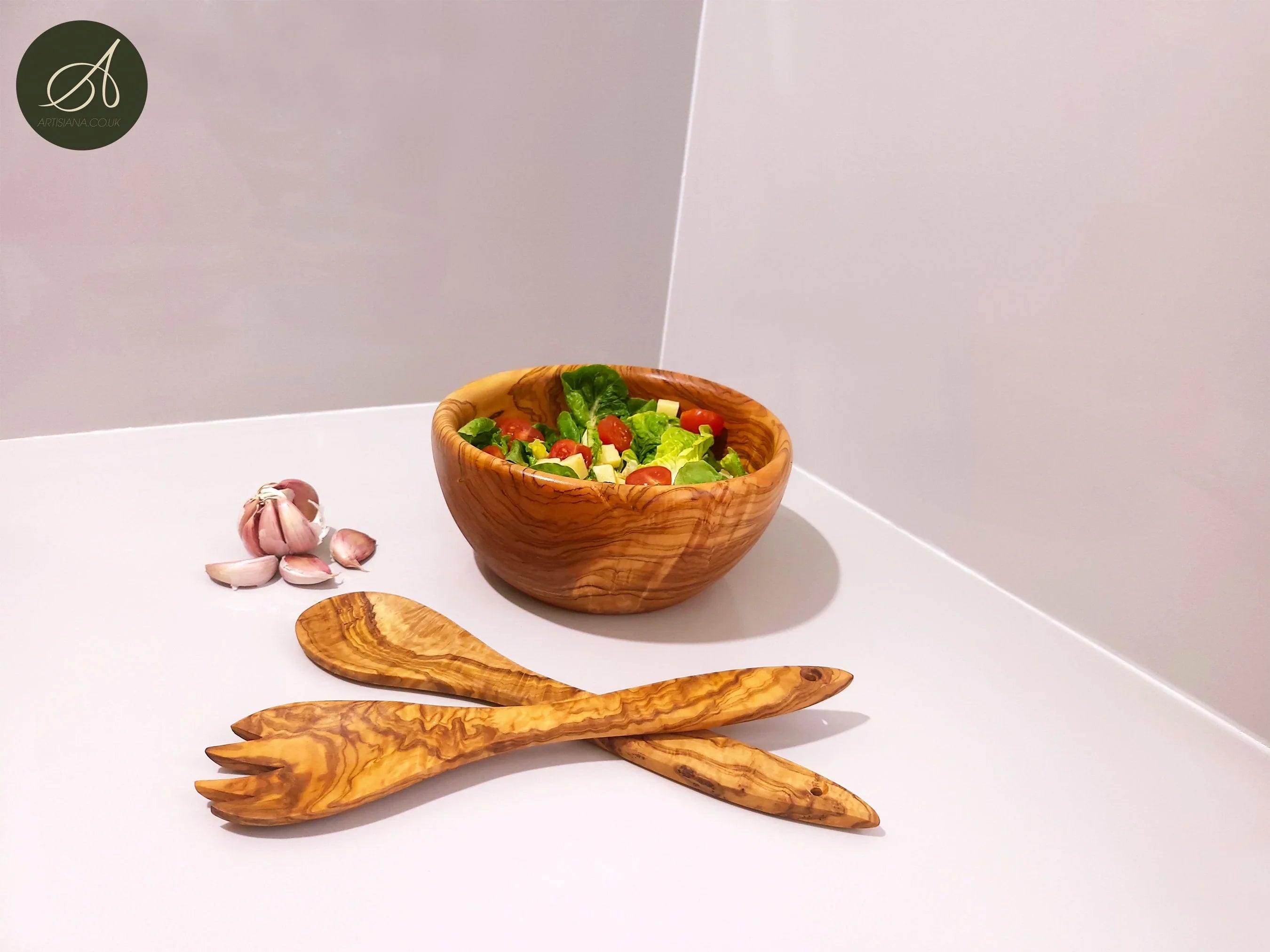 Olive wood set of salad bowl – handcrafted, natural design