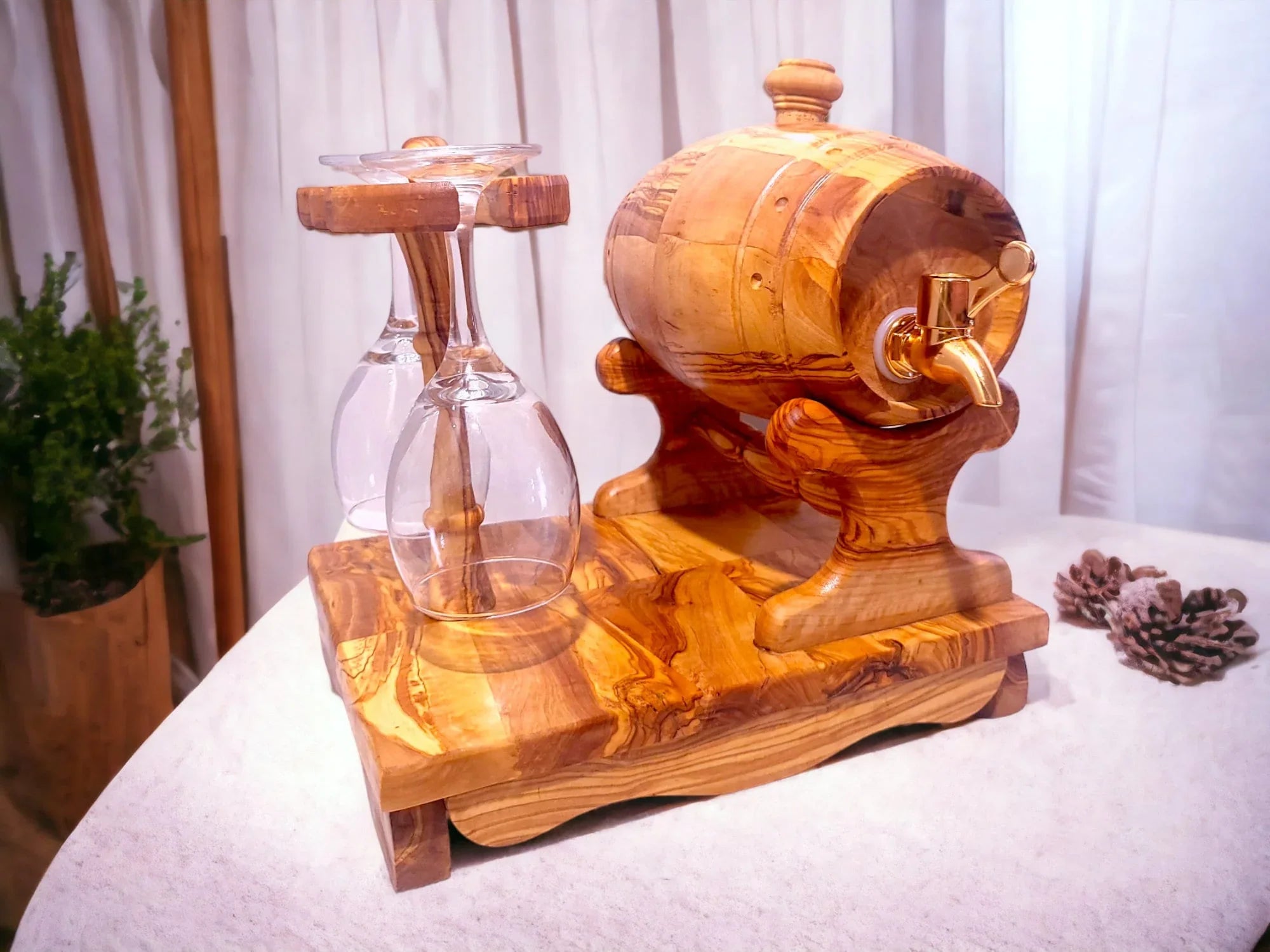 Olive wood unnamed product – handcrafted, natural design