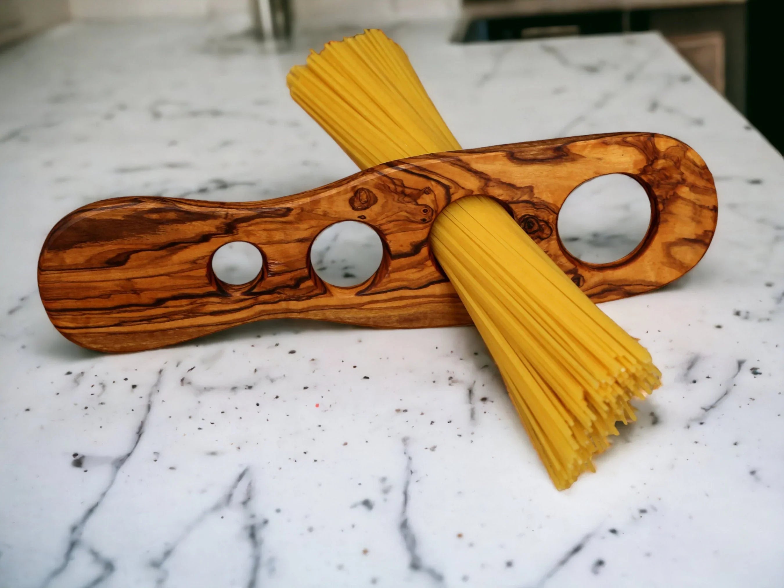 Olive wood handcrafted wooden spaghetti measure – handcrafted, natural design