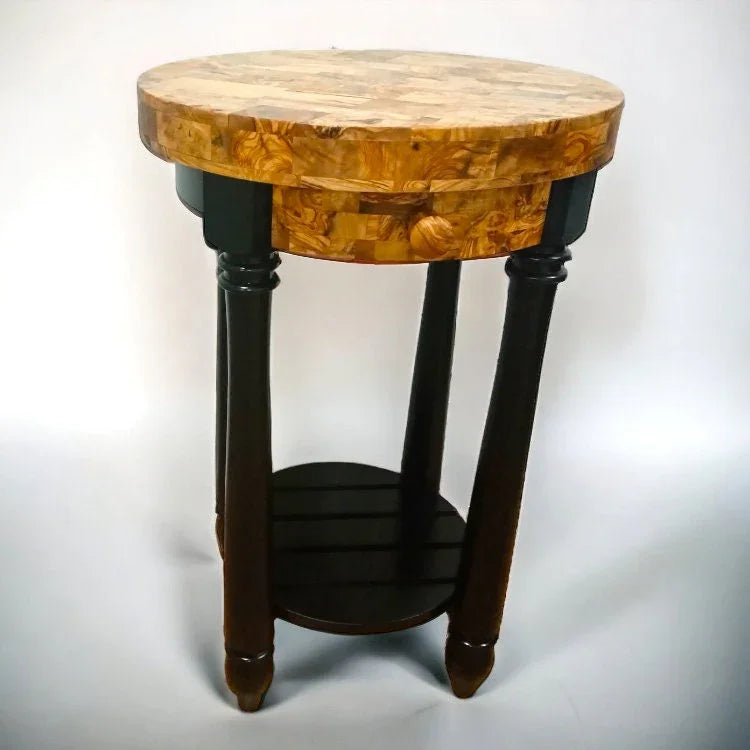 Olive wood unnamed product – handcrafted, natural design