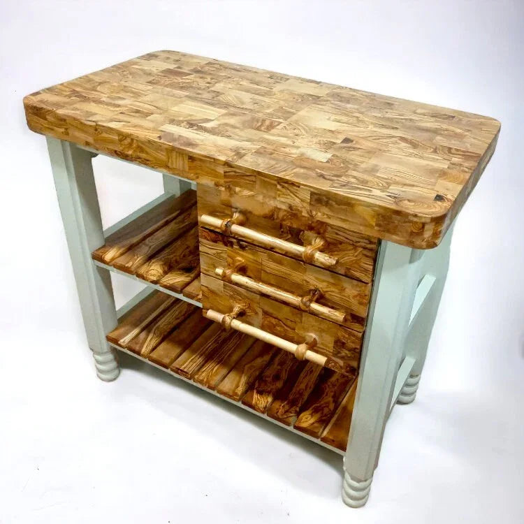 Olive wood unnamed product – handcrafted, natural design