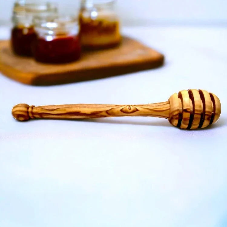 Olive wood unnamed product – handcrafted, natural design
