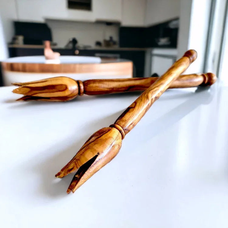 Olive wood olive picker 14 cm – handcrafted, natural design