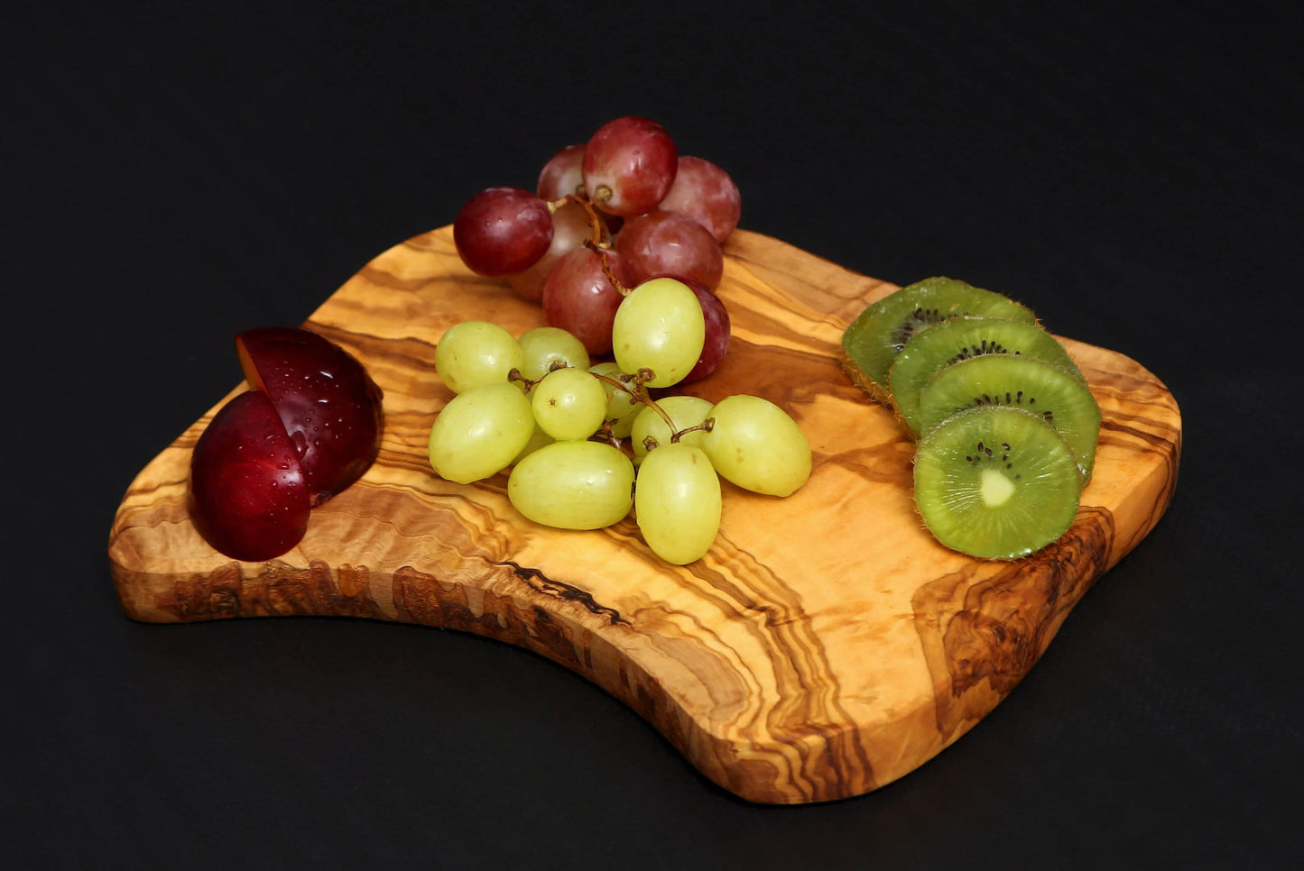 Olive Wood Solid Hand Crafted Irregular Shaped Cheese Chopping/Cutting Board