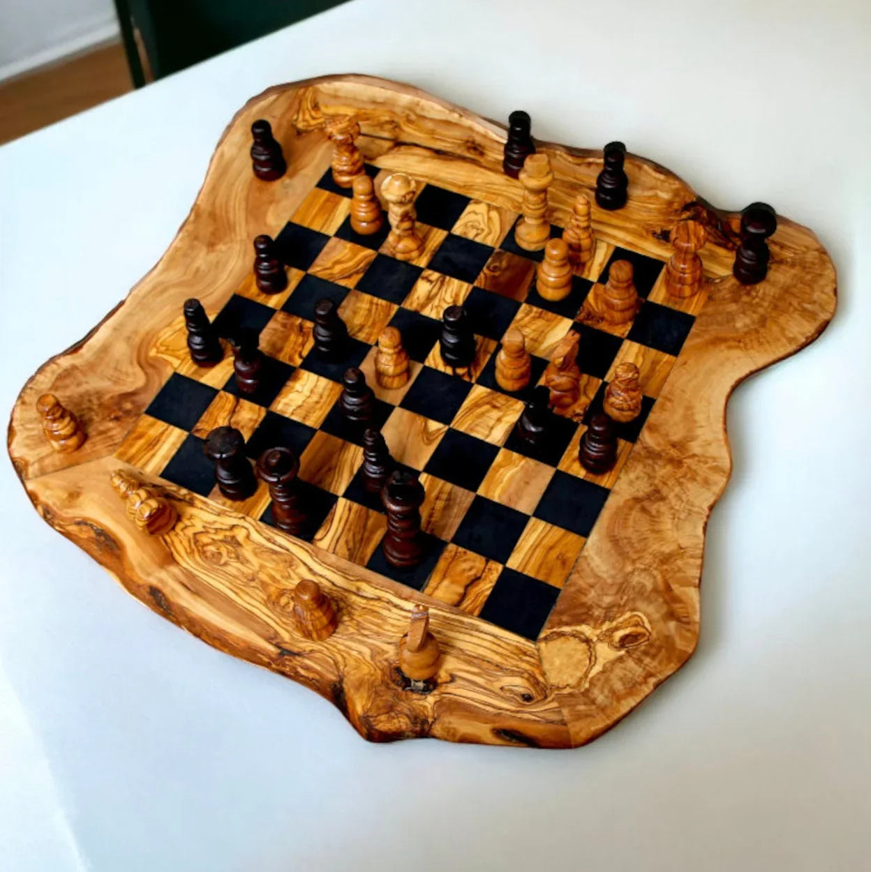 Olive wood unnamed product – handcrafted, natural design