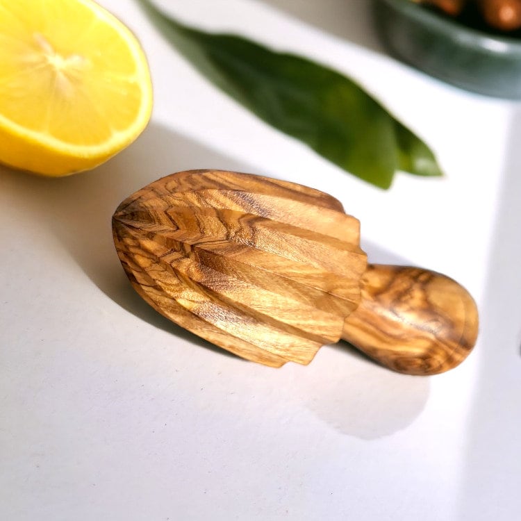 Olive Wood Hand Crafted Wooden Lemon Lime Orange Fruit Juicer | 10 cm | Kitchen Utensil Gadget